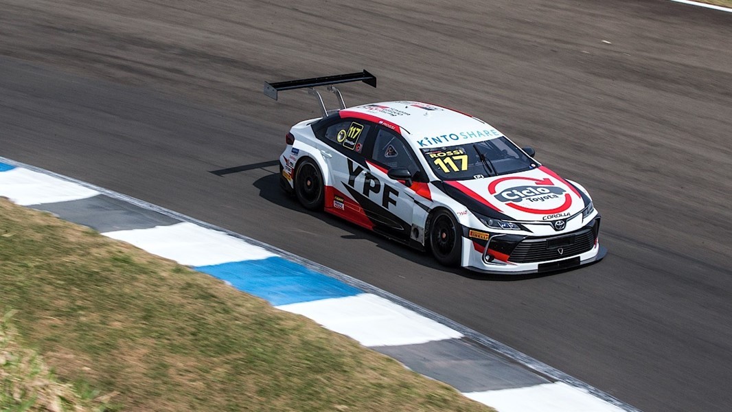 Líder na Stock Car, Toyota GAZOO Racing acelera na pista de Cascavel (PR) neste final de semana